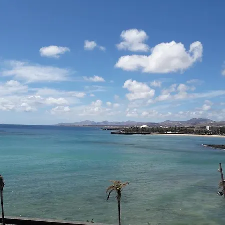 Sunny Self-catering Costa Teguise, Lanzarote, Spain コスタ・テギセ