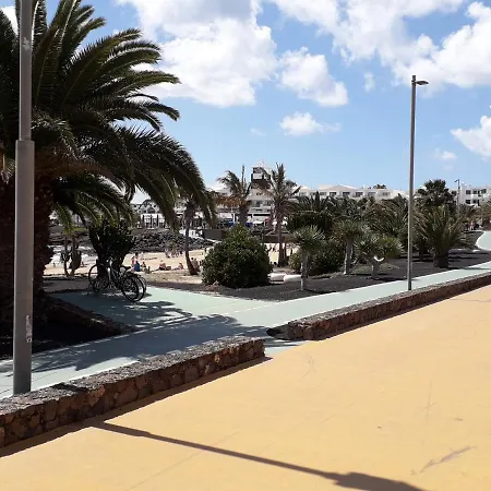 Sunny Self-catering Costa Teguise, Lanzarote, Spain * コスタ・テギセ