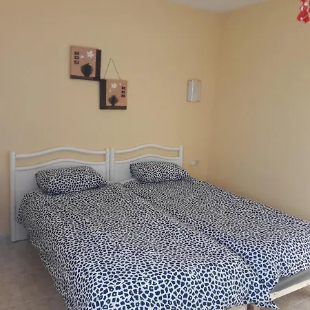 アパート Sunny Self-catering Costa Teguise, Lanzarote, Spain